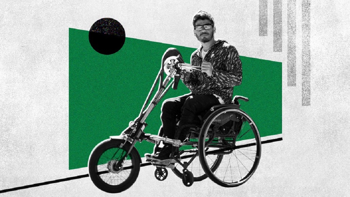 Amigos crean acople que transforma sillas de ruedas en bicicletas para personas con discapacidad. Foto R/A.