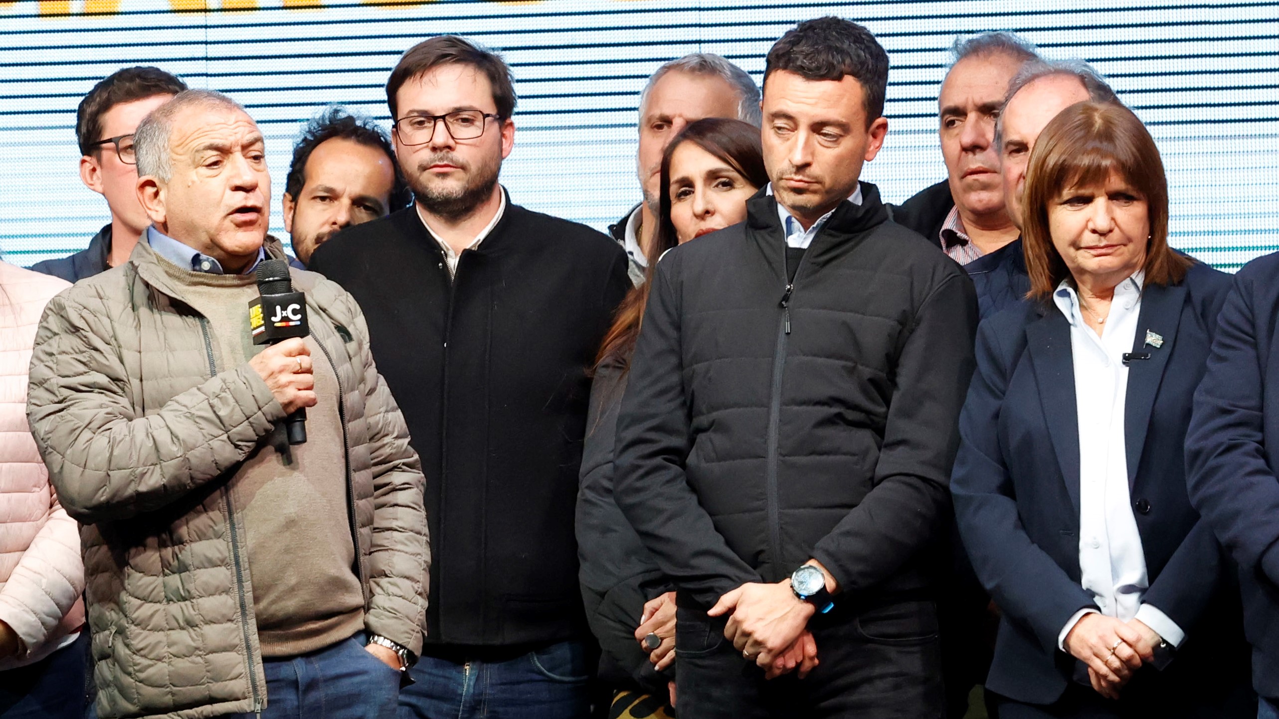 Luis Juez, candidato a gobernador de Juntos por el Cambio, expresó su descontento y aún no reconoce la derrota en los comicios provinciales de Córdoba. Foto Télam.