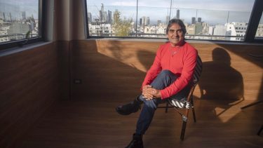 Kike había anunciado públicamente su alejamiento de Los Nocheros el 22 de enero pasado, previo a la presentación del grupo en el Festival de Cosquín y de otras citas folclóricas de verano, en lo que se preveía sería una manera de cerrar esa etapa.