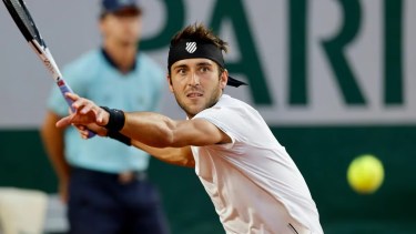 Etcheverry está entre los 8 mejores de Roland Garros.