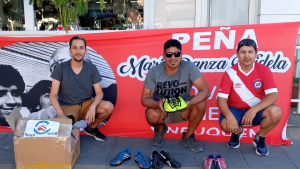«Botines Mágicos», el proyecto solidario de Neuquén que restaura y dona zapatillas de fútbol