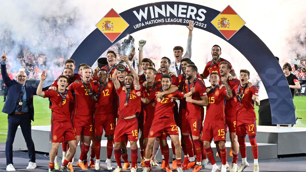 España se impuso en los penales y festejó el título europeo.