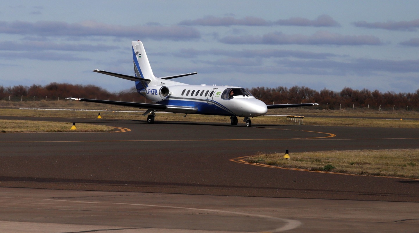 El avión Cessna comprado en 2022 tiene un alto costo operativo, según informó la provincia.  Archivo