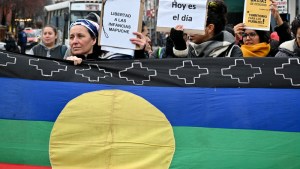 A la espera de un acuerdo en Buenos Aires, pidieron la libertad de las presas mapuches en Bariloche