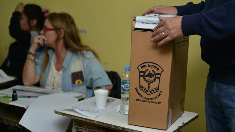 Las elecciones para elegir 15 convencionales constituyentes en Bariloche serán el 1 de noviembre. Archivo