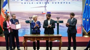 Chile y la Unión Europea firmaron acuerdos para potenciar el desarrollo del hidrógeno verde