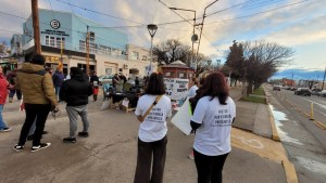 Familiares de las víctimas de NAO: «Explota una refinería en Vaca Muerta y no nos dan respuesta»