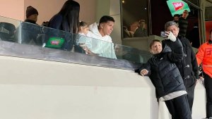 Visita de lujo en el Monumental: Enzo Fernández fue a ver a River por la Libertadores