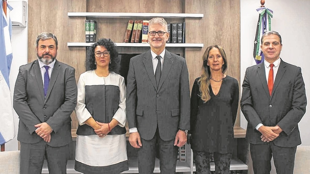 Los jueces del máximo tribunal de Río Negro frenaron una orden de desalojo en Mallín Ahogado. Archivo