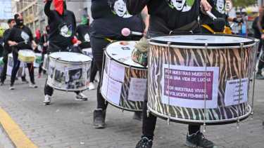 En Neuquén 12 hijos e hijas de víctimas de femicidio reciben la reparación económica de la ley Brisa