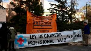 Paro en hospitales de Neuquén: hubo una protesta en el centro