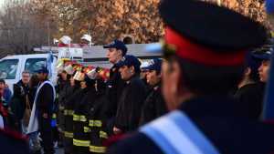 Juraron en Roca 19 bomberos voluntarios, entre ellos 12 mujeres