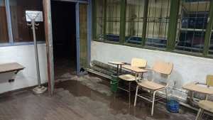 Estudiantes reclamaron mejores condiciones en la Facultad de Derecho y Ciencias Sociales, en Roca