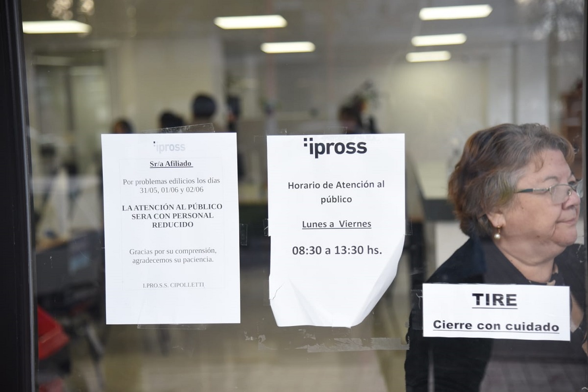 El edificio de Ipross se encuentra ubicado en Avenida Alem y Miguel Muñoz. Foto. Florencia Salto.