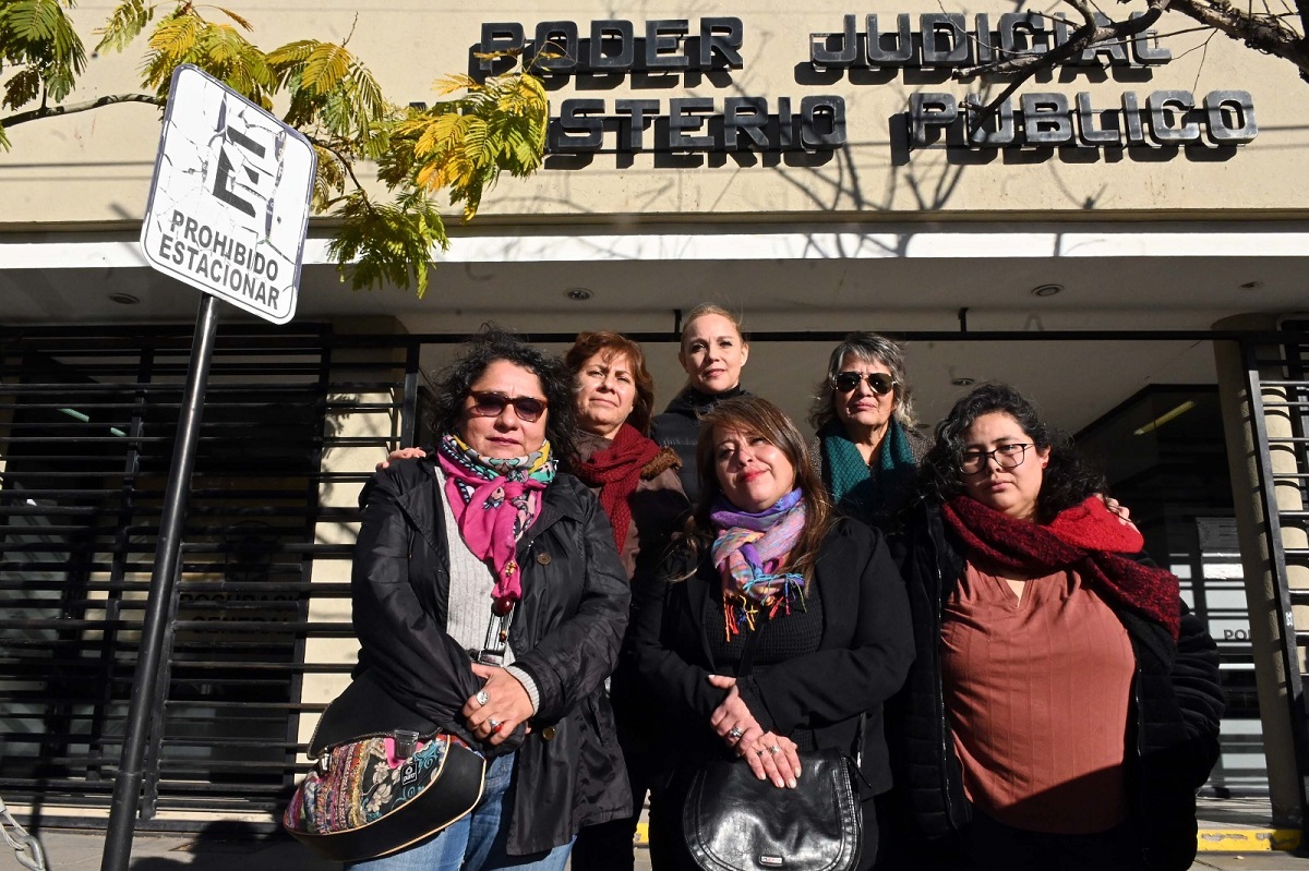 La Red Social observa con preocupación los hechos de violencia policial y presentó un informe sobre otros problemas sociales que afecta sobre todo a los jóvenes. Foto: Marcelo Ochoa.