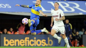 Boca jugó mal, pero el VAR convalidó un gol de Benedetto y fue 1-1 con Lanús
