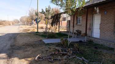 Dos dotaciones intervinieron en el incendio de la vivienda en Regina. (Foto: Gentileza)