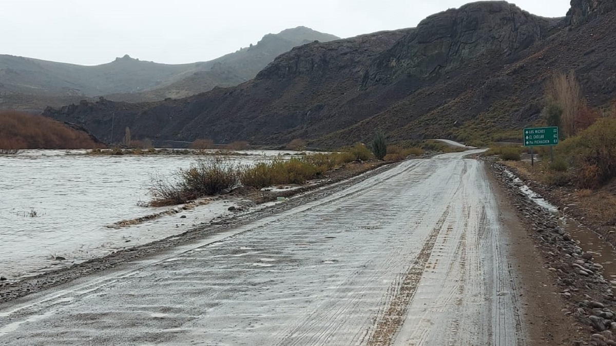 Las intensas precipitaciones continuarán en buena parte de Neuquén y Río Negro. Foto: Gentileza Nicolás Fuentes. 