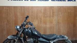 La policía encontró una motocicleta que había sido robada hace cinco días, en Roca