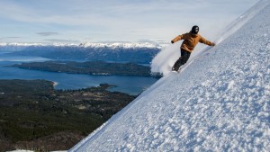 Se largó el esquí en Patagonia: Cerro Bayo empezó a vivir la temporada
