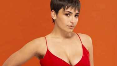 De Roca a la cartelera con Esther Goris, un sueño cumplido para Nayla Golvas