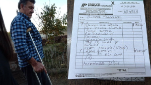 Le amputaron la pierna y necesita ayuda para comprar una prótesis en Regina