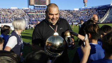 Chilavert confirmó que buscará ser candidato a presidente de Vélez.