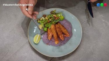 Langostinos fritos, la receta que le permitió a Rodolfo subir al balcón en MasterChef Argentina. Foto: Captura Telefé