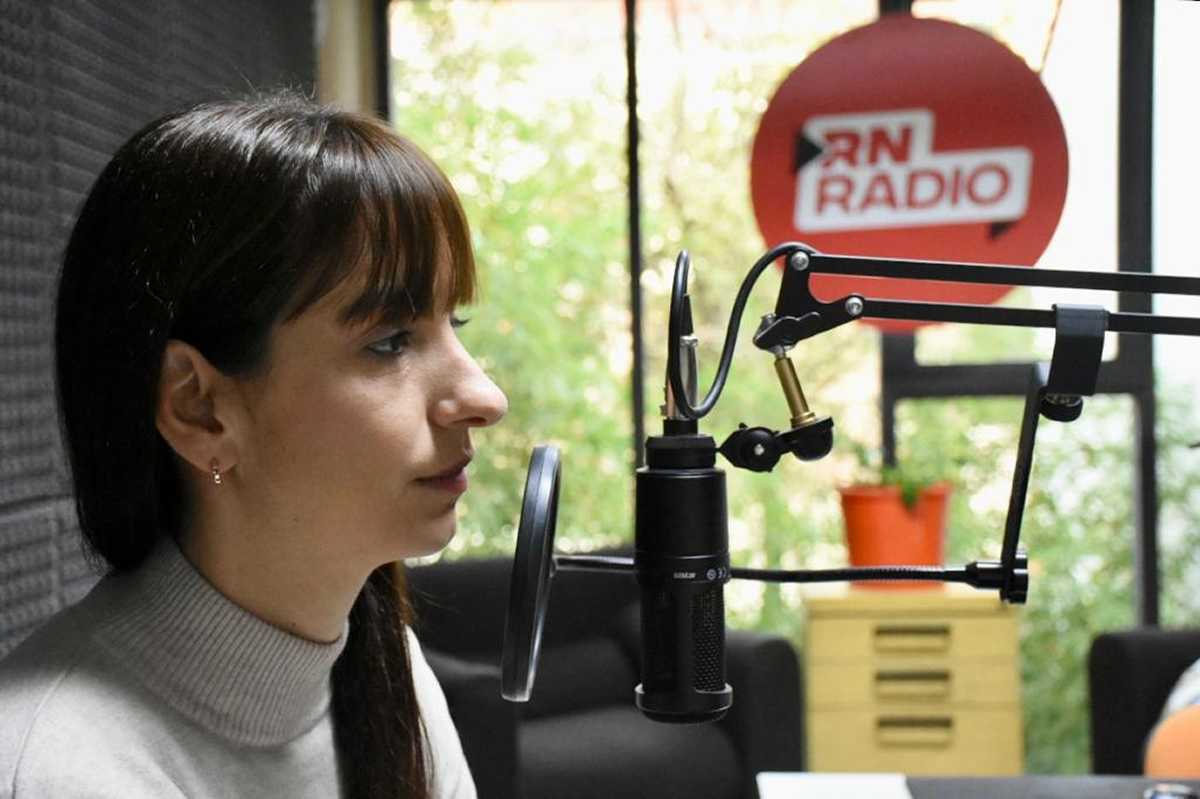La diputada Esteves visitó los estudios de RÍO NEGRO RADIO. Foto: Matías Subat.