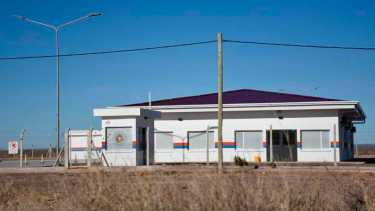 Con una visita fugaz, Estados Unidos completó la entrega de una base para emergencias a Neuquén