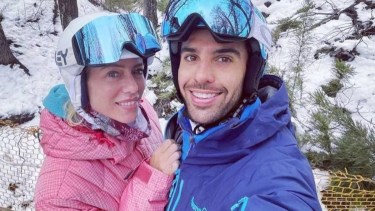 Nicole Neumann y Manu Urcera se casan en diciembre, se estima que en San Martín de los Andes.-