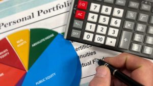 ¿Cómo calcular el aguinaldo en diciembre 2023 en simples pasos?