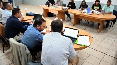 Las convocatorias a las paritarias están fijadas para las 12,30 del jueves. Foto Marcelo Ochoa