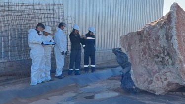 Los trabajos en el bloque desenterrado en Plottier y trasladado a Añelo se demoraron. (Gentileza Ministerio Público Fiscal)