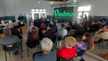La presentación del Programa de reconversión de luminarias públicas fue presentado en el CAMU de Viedma.
