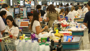 Radiografía del consumo en Argentina: ¿por qué se expande en plena crisis y con inflación?