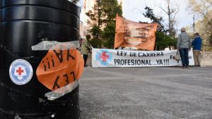 Profesionales de Salud se manifiestan en el centro de Neuquén este miércoles