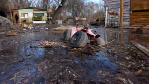La crecida del río Neuquén se siente en la Confluencia y el Alto Valle