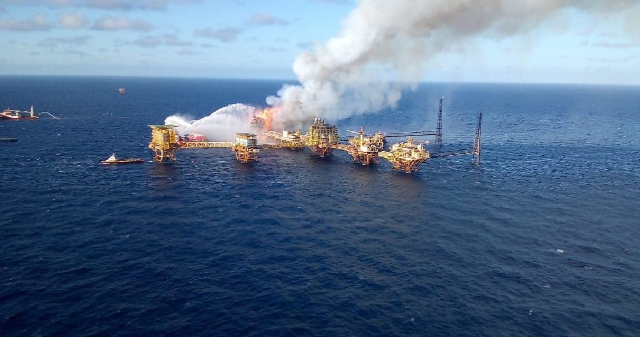 Se estima que el incendio generará una pérdida de producción de 700.000 barriles de petróleo. Foto: gentileza. 