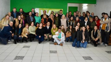 Minieri presentó al equipo de trabajo de cara a las elecciones municipales que se desarrollarán el 17 de septiembre.