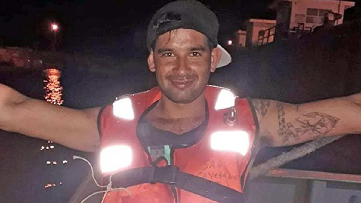 Buscan a un marinero que cayó desde un barco pesquero en Chubut.