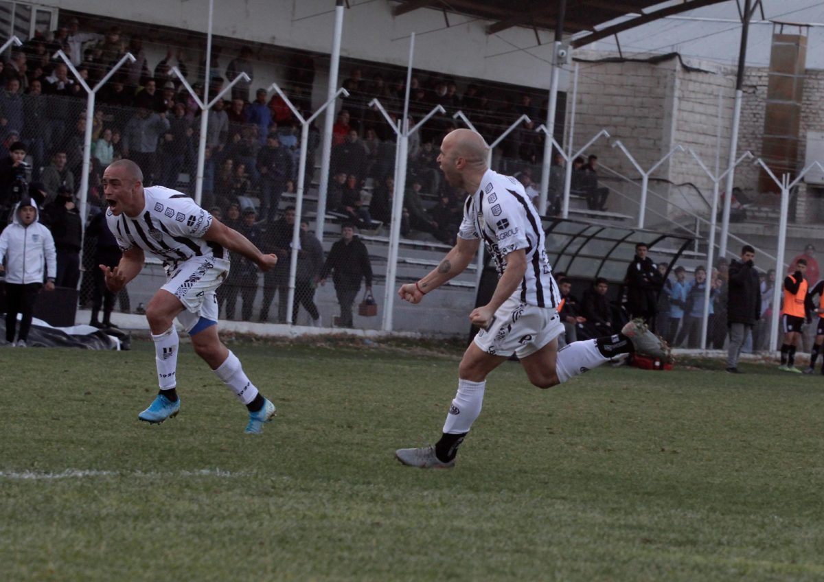 Michelena marcó su tercer gol seguido en Cipo. (Foto: Oscar Livera)