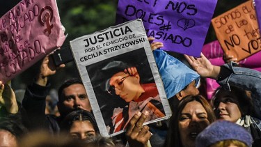 Un testigo clave aporta datos reveladores sobre el crimen, mientras la sociedad exige respuestas y justicia. Foto Página 12.