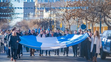 Desfile patriótico por el 9 de julio en Roca. Foto: gentileza  