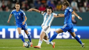 Argentina vencida por Italia en el debut del Mundial Femenino