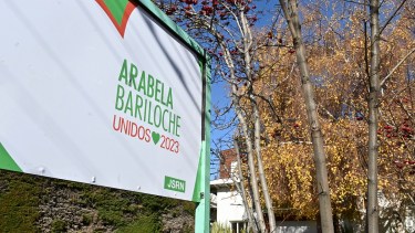 La gobernadora Arabela Carreras es candidata a intendenta de Bariloche para las elecciones del 3 de septiembre. Foto: Chino Leiva