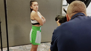 Laura Valdebenito, la boxeadora de Mainqué, afrontará su pelea más importante en Inglaterra