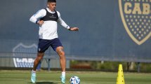 Imagen de A la espera de Cavani, Marcos Rojo fue convocado en Boca y podría jugar ante Independiente