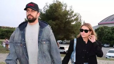 Gerard Piqué y Clara Chía siguen juntos, después de la polémica separación con Shakira.-