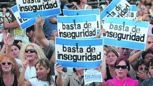 Cómo piensan la política los argentinos, más allá de la grieta